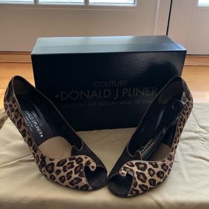 Donald Pliner Leopard Pumps